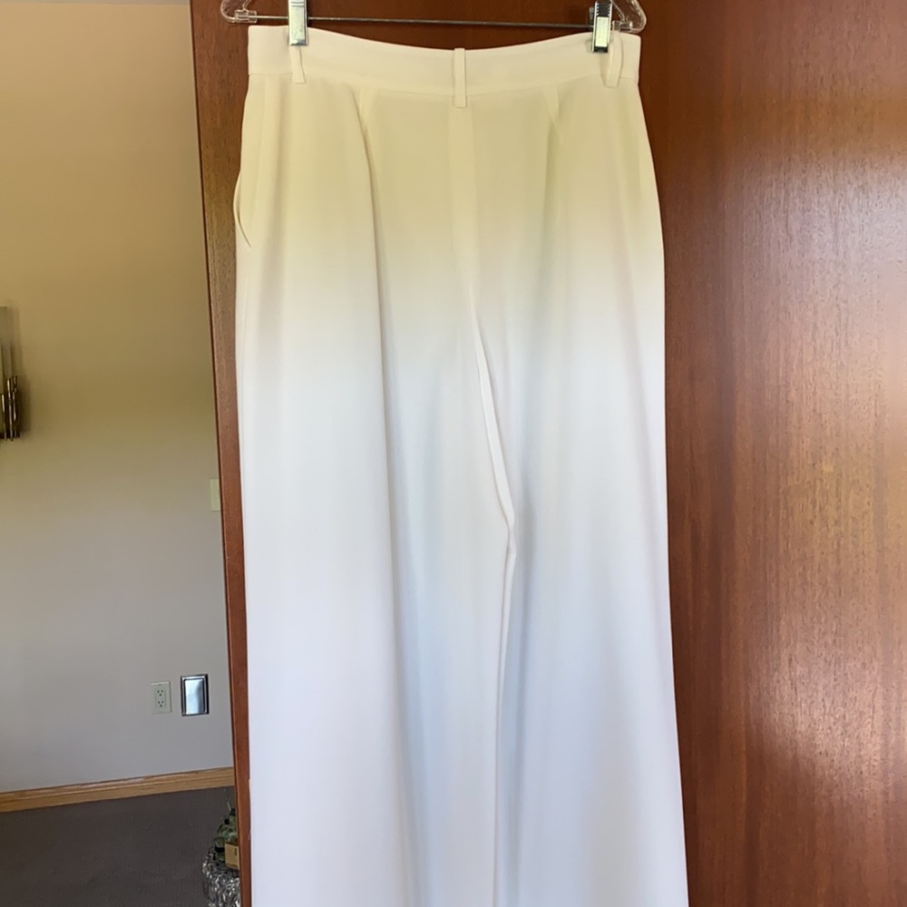 Never Worn - image 5